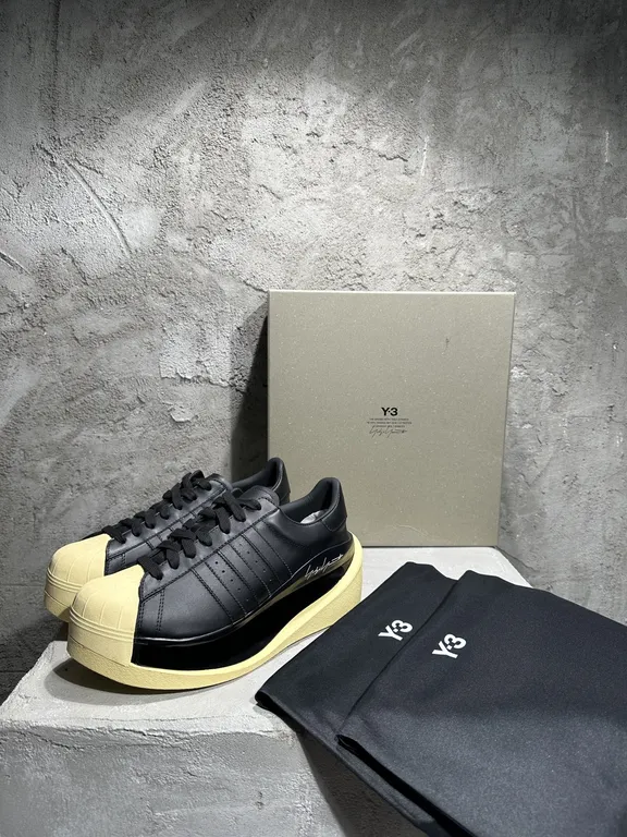 Y3 Shoe 